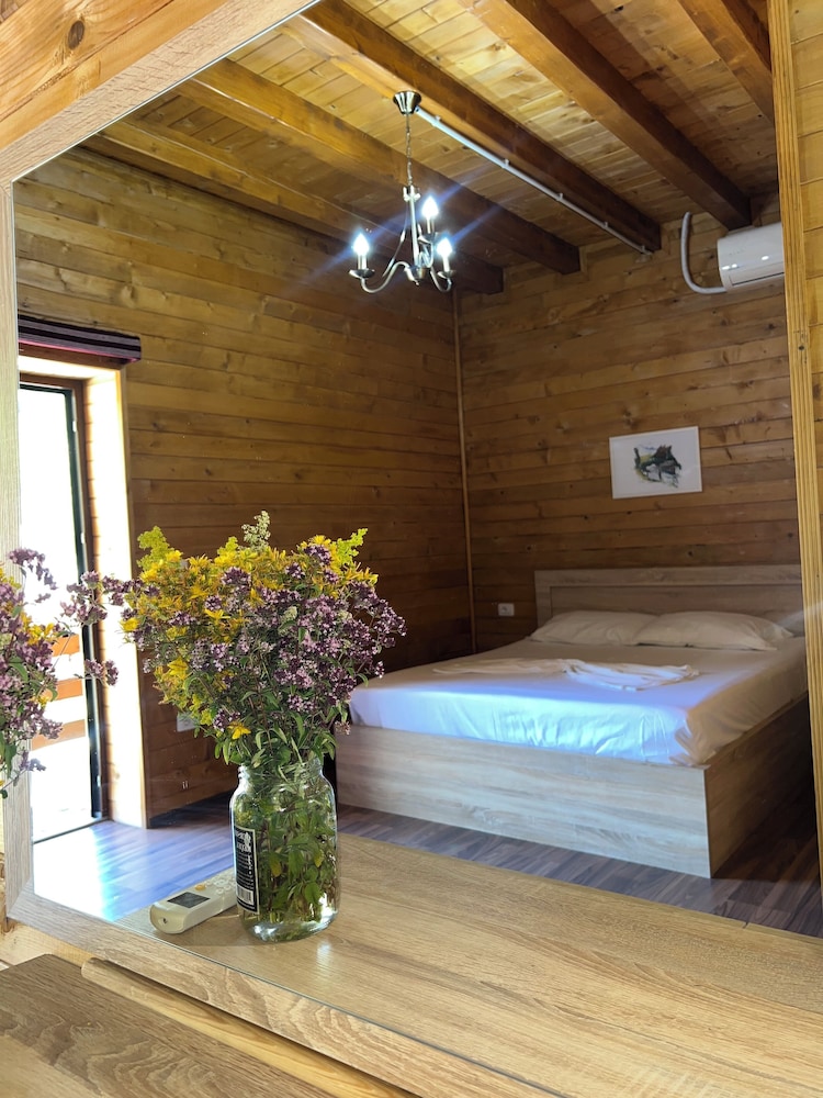 Mik Hotel Valbona — Valbone