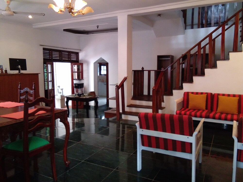 Villa Subuthi 10089787 — Battaramulla South