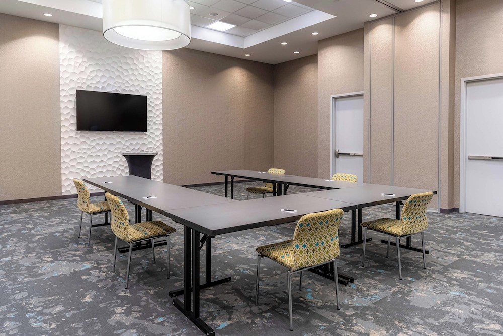 Aloft Jacksonville Tapestry Park - photo 38