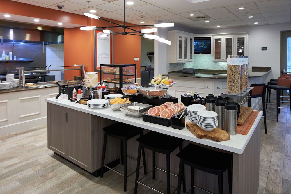 Hilton Garden Inn Evansville - photo 47