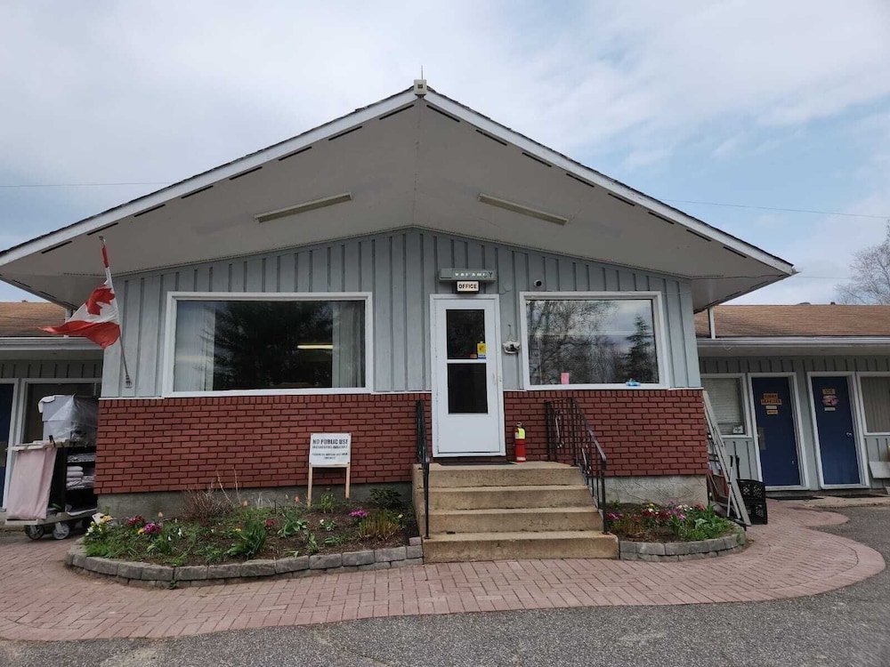 English River Inn in Thunder Bay, Canada