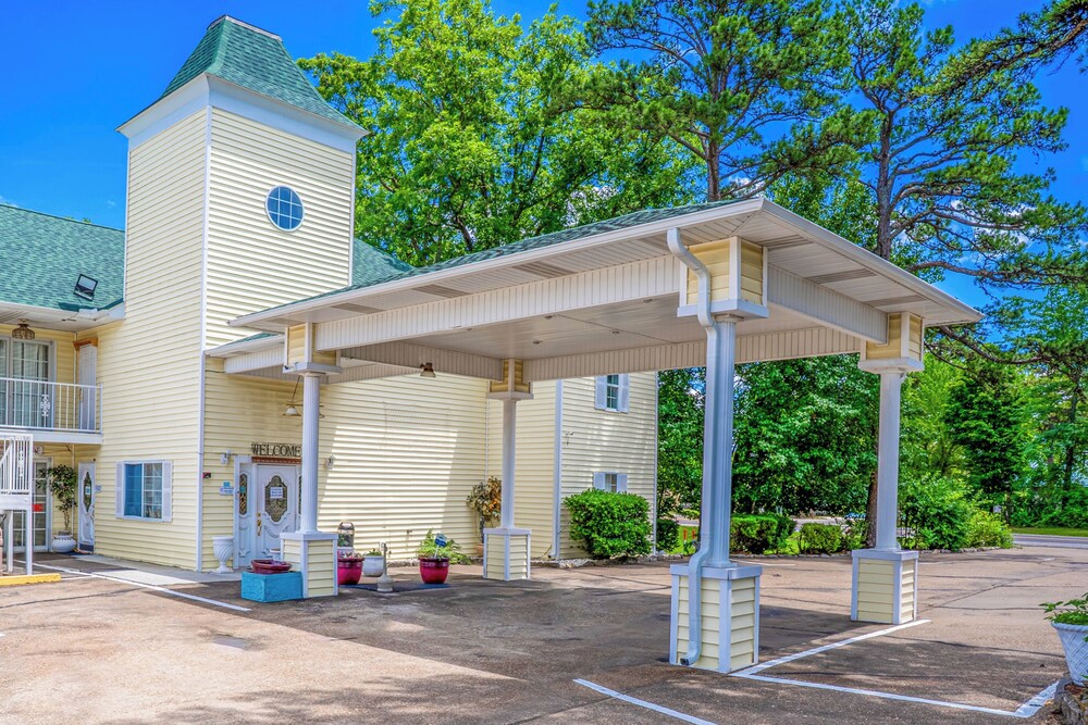Hotel O Eureka Springs Christ Of Ozark Area - photo 60