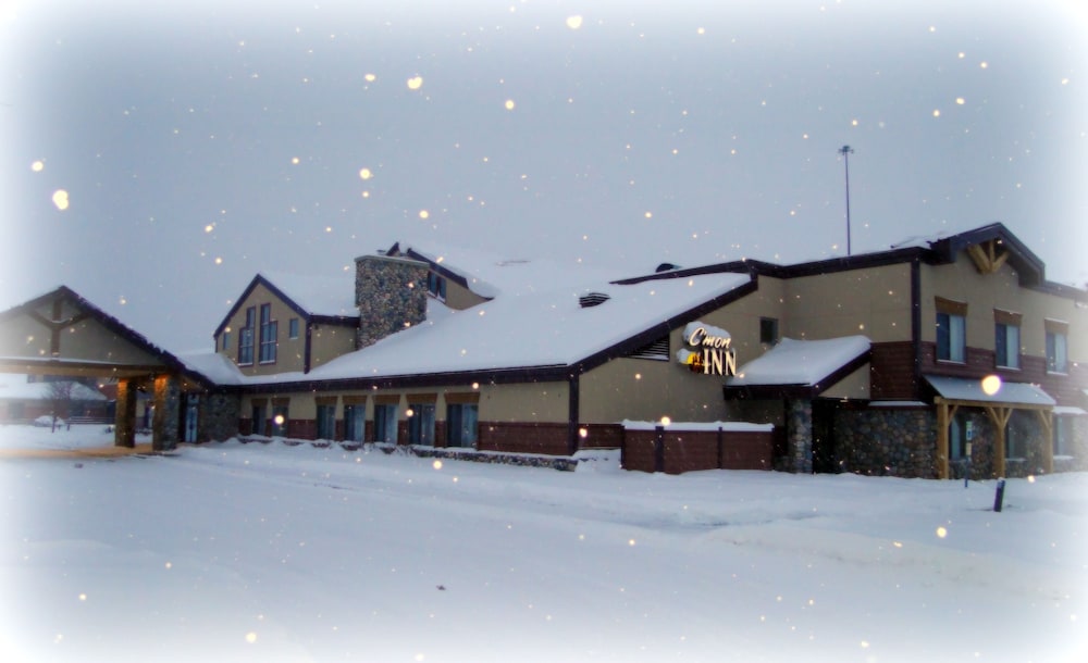 C'mon Inn Fargo - photo 30