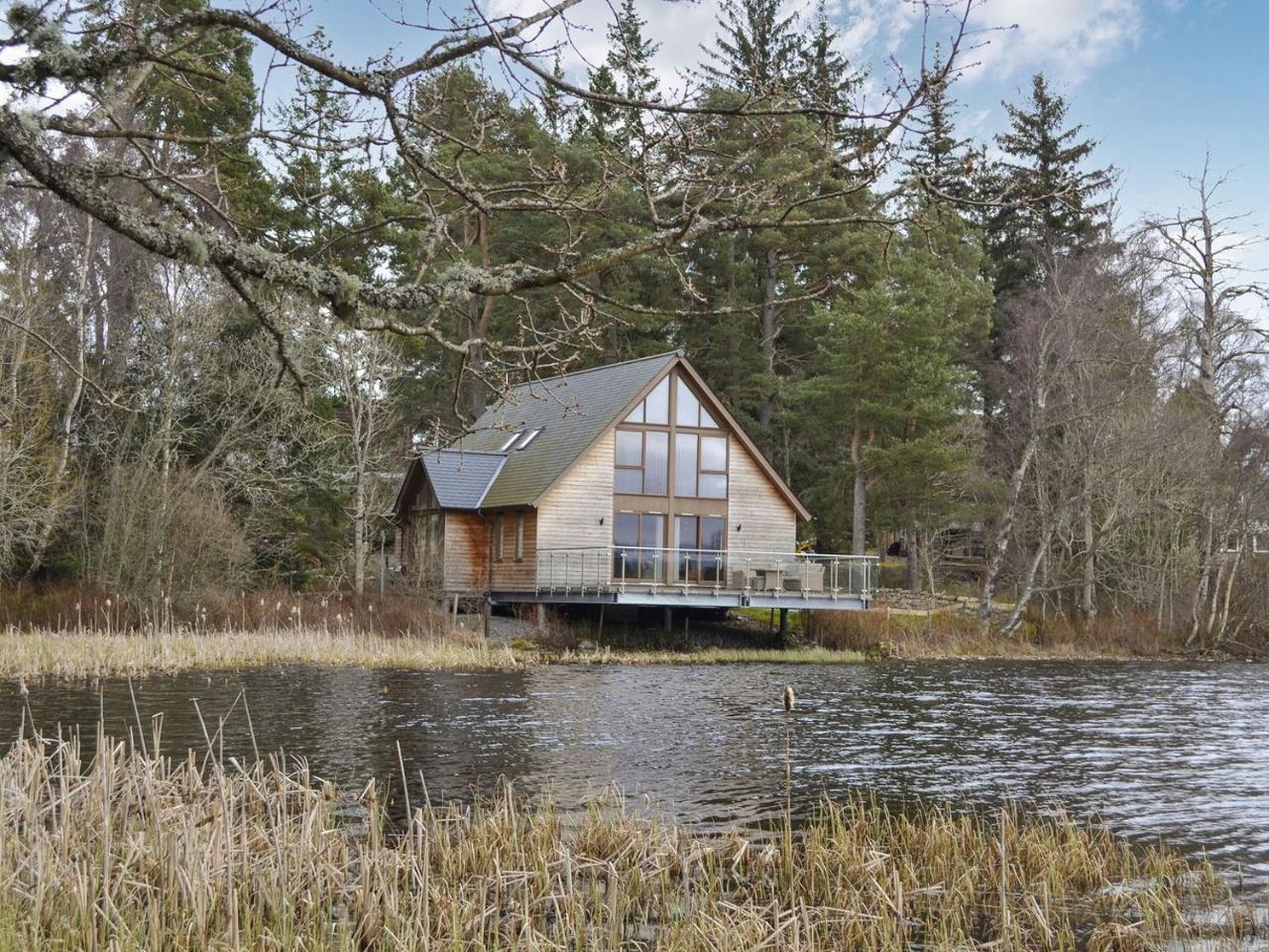 Golf View - carbon neutral hotel in Aboyne