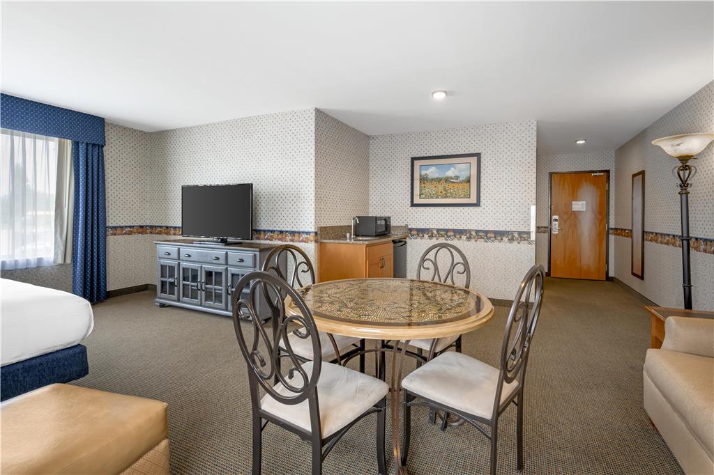 Best Western Bronco Inn - photo 34