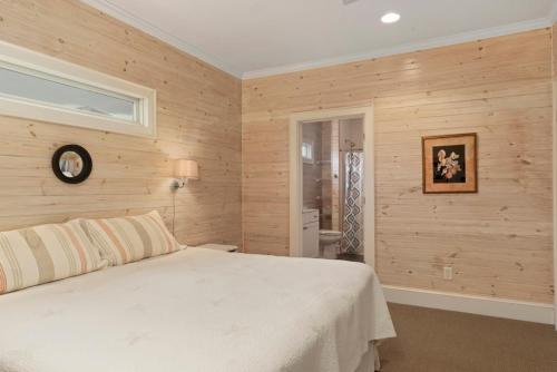 Marsh Madness by Oak Island Accommodations - photo 8