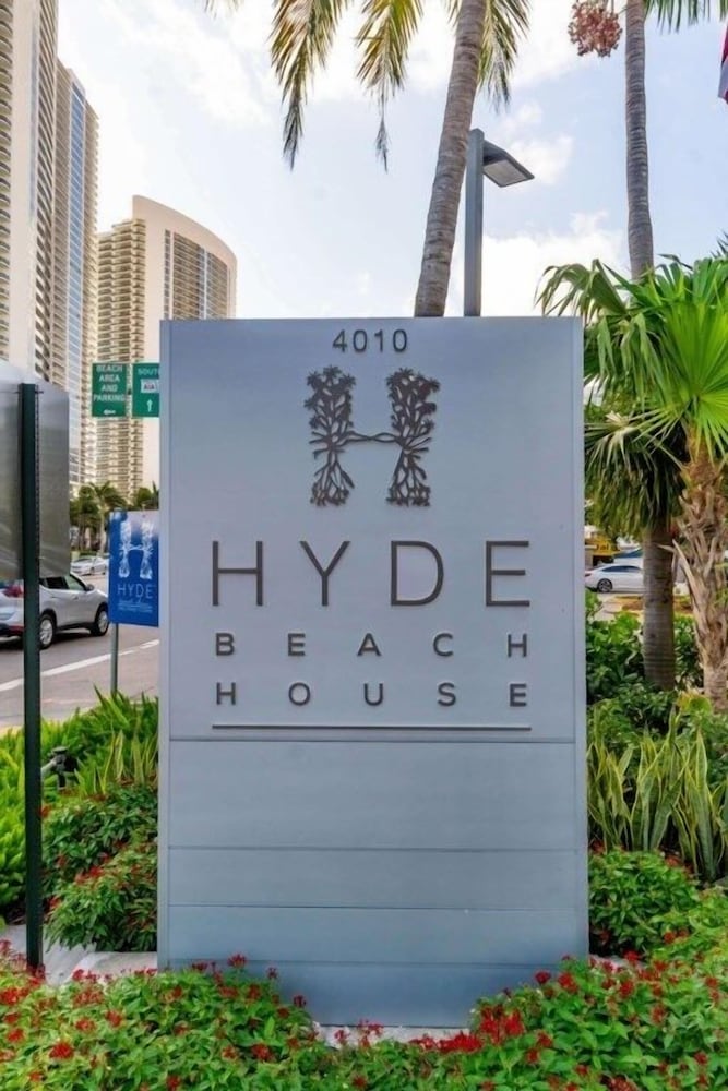 Hyde Beach House Luxury Condo resort 2 Bedroom Condo by RedAwning - photo 57