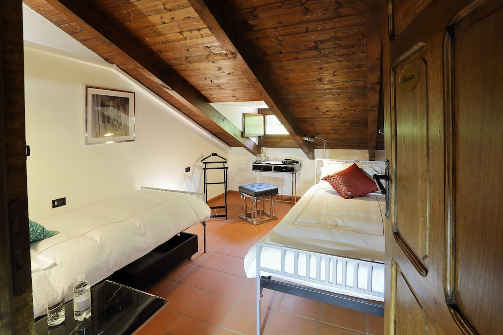 Giarvino Guest House — 4-Star Luxury Hotel in Acqui Terme, Italy