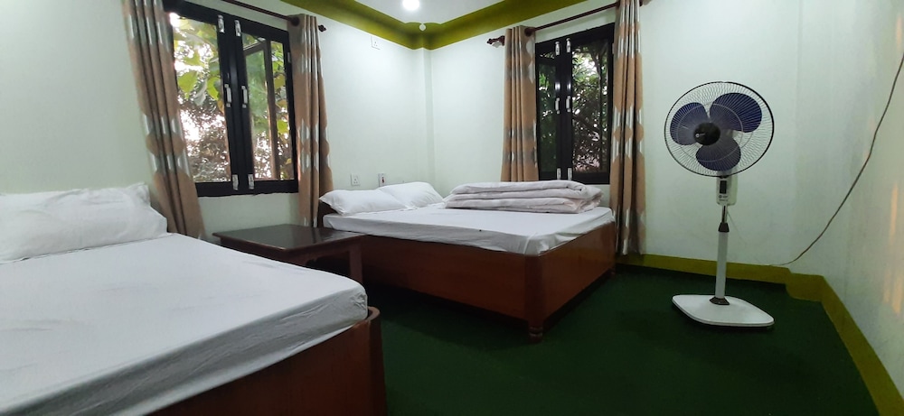 Tharu Mango Garden Resort — hotel near Nepalgunj Airport