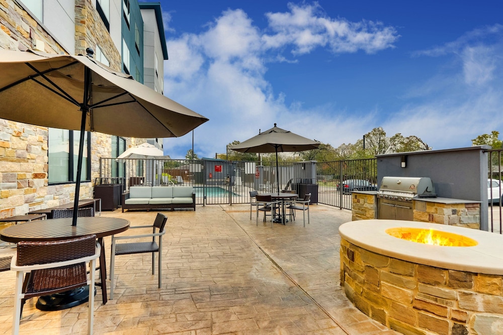 TownePlace Suites by Marriott Houston I 10 East - photo 47