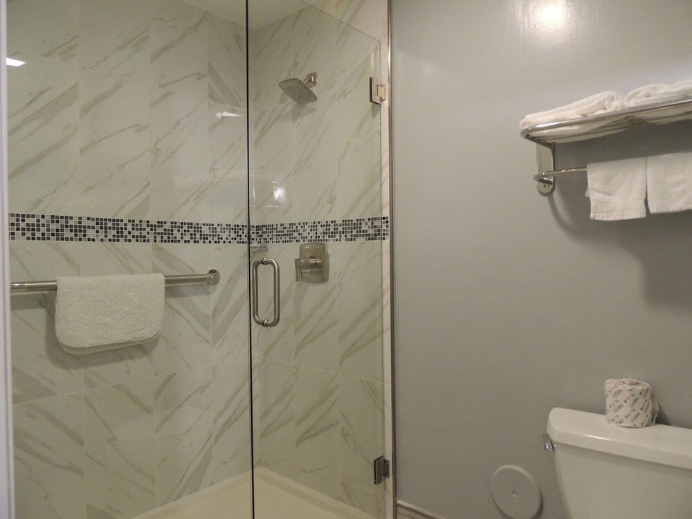 Pacific Inn of Redwood City - photo 47