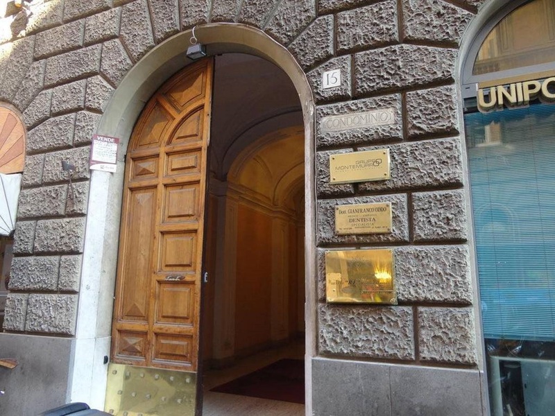 Re Luxury Accomodations