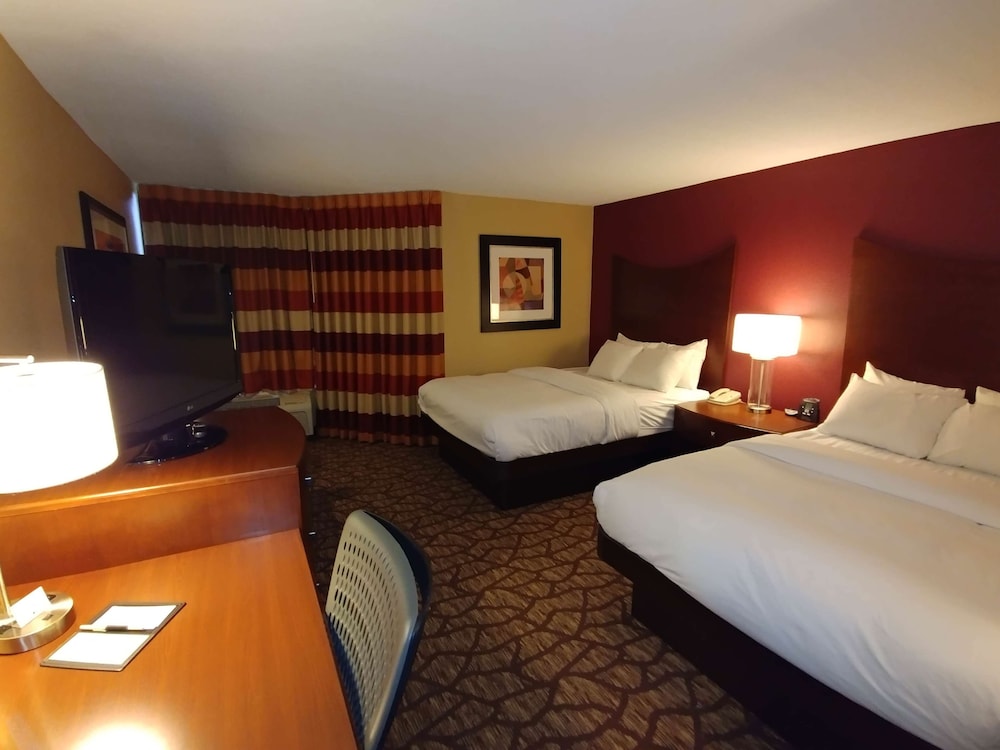 DoubleTree by Hilton Hotel Oak Ridge Knoxville - photo 8