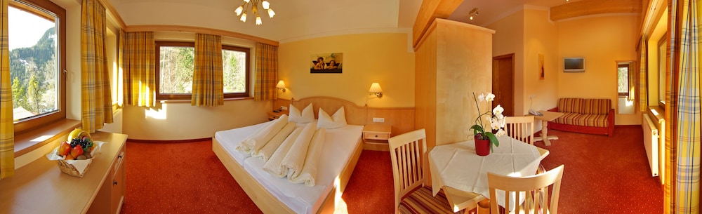 Ferienhotel Aussicht — Finkenberg — photo 4