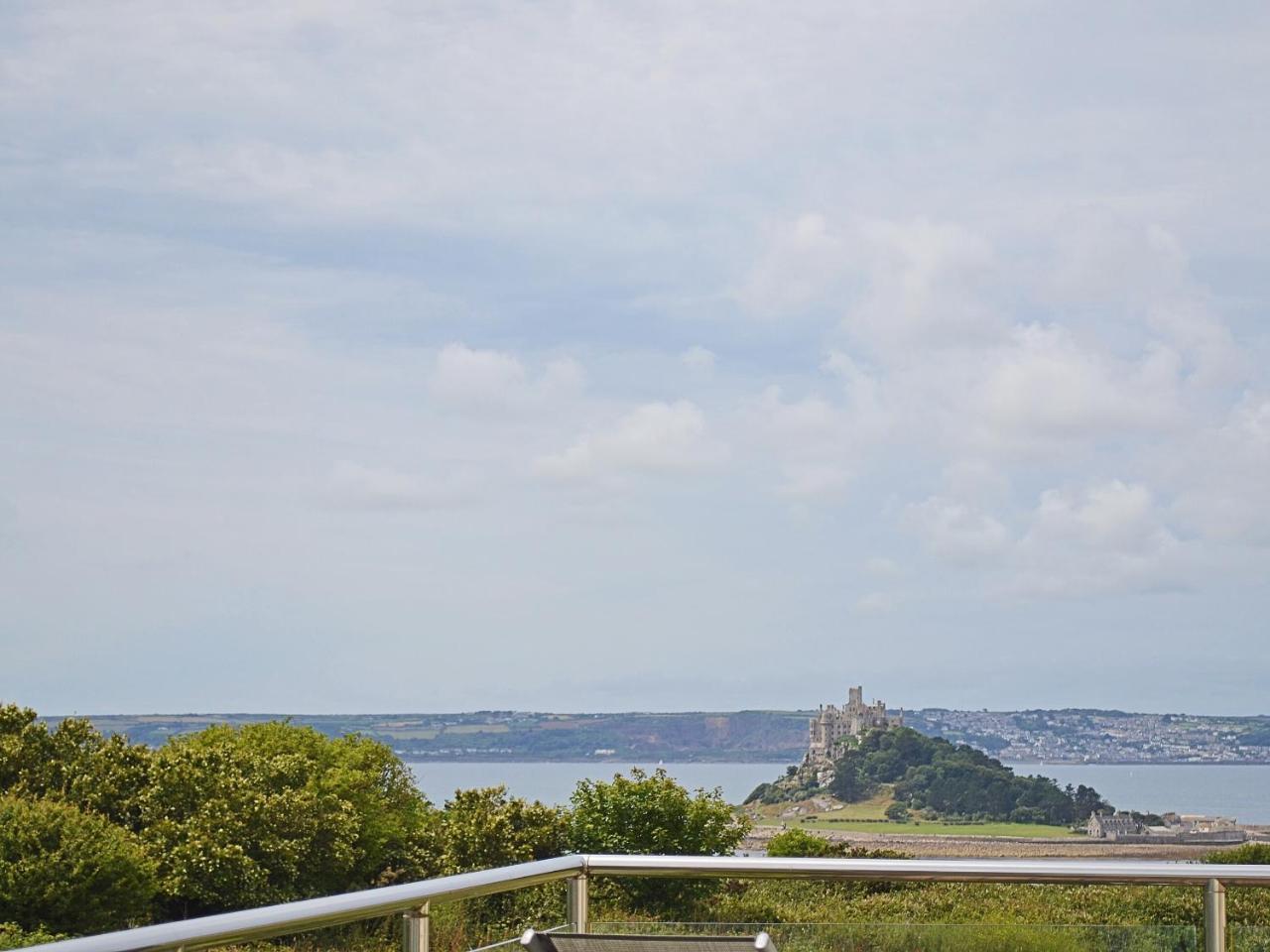 Beach Comber Cottage — 4-Star Luxury Hotel in Marazion, United Kingdom