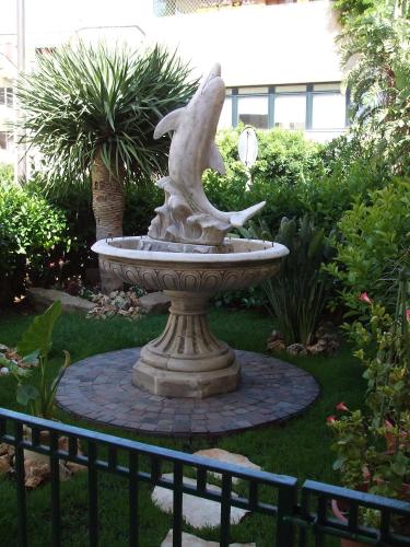 Il Delfino Holiday House — 4-Star Luxury Hotel in Cefalu, Italy