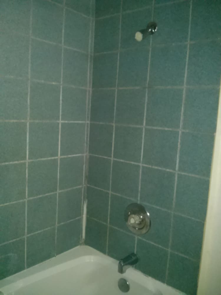 ValuStay Inn and Suites - photo 15