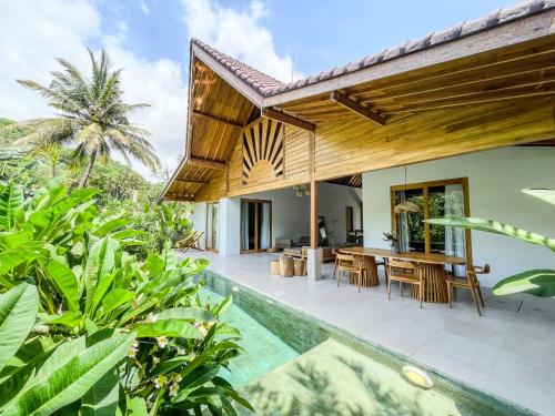 Villa Mariposa: Holiday Dream. New Listing offers — 4-Star Luxury Hotel in Kuta, Indonesia