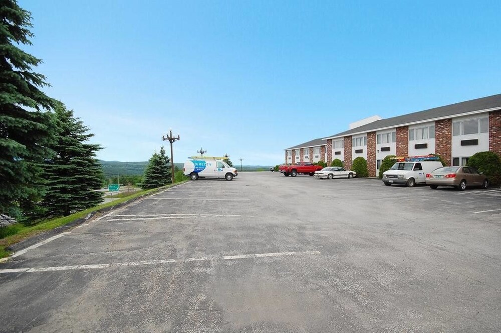Hilltop Inn of Vermont - photo 45