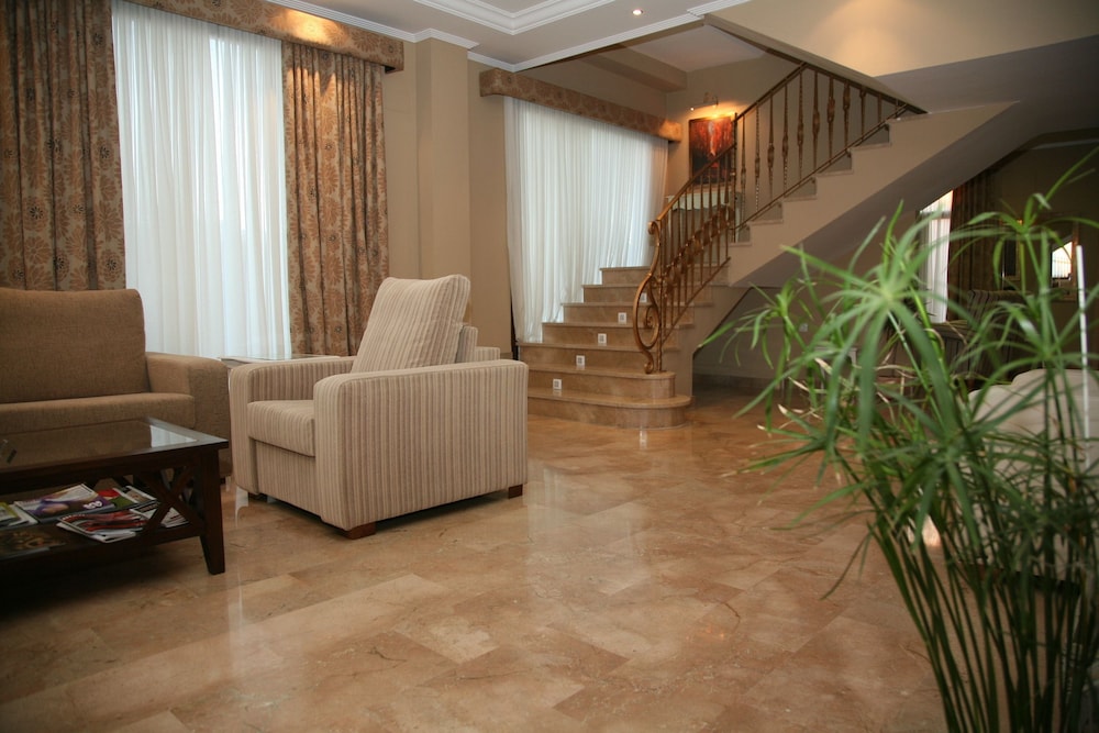 Hotel Torre del Oro — hotel in La Rinconada