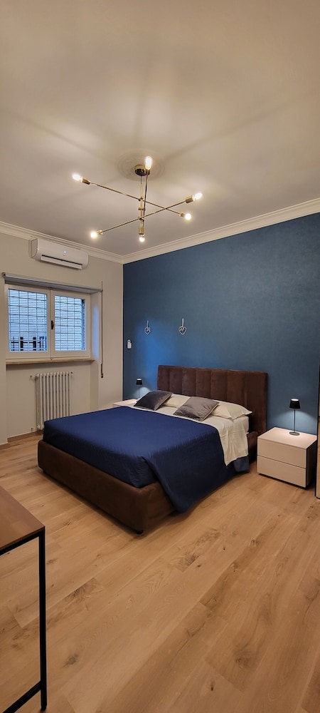 BnB Rooms And Comfort — 4-Star Luxury Hotel in Rome, Italy