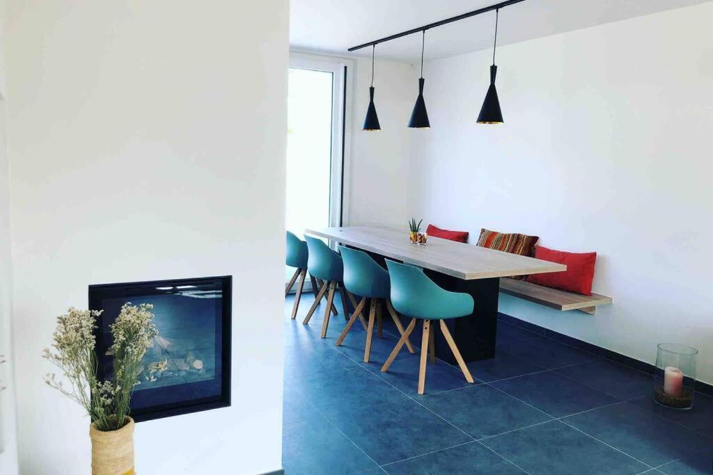 Die Huis 14 Een Oase Van Rust Tussen Polders En Kust in Ostend, Belgium