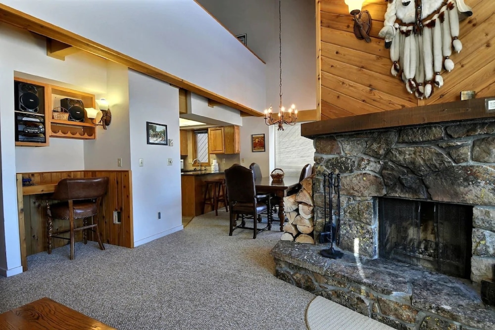 Vacation Rentals at Big Sky Resort - photo 23
