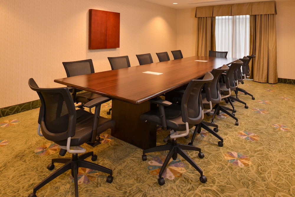 Hampton Inn Omaha Midtown Aksarben Area - photo 52