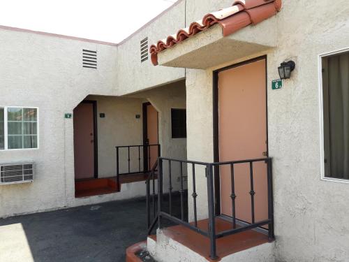 World Motel - photo 3