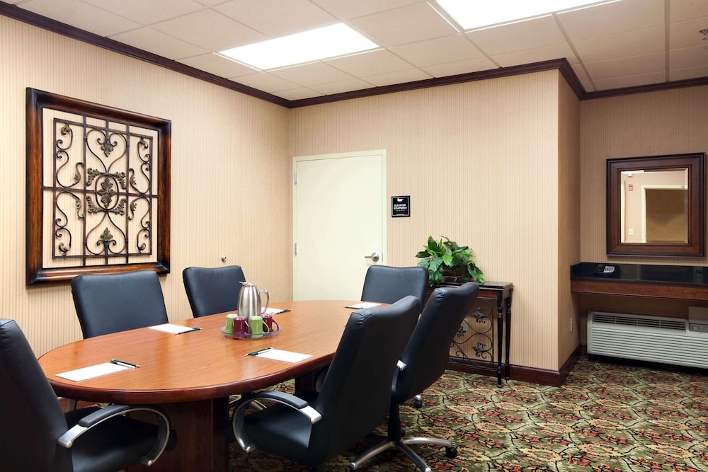 Homewood Suites by Hilton DecaturForsyth - photo 41