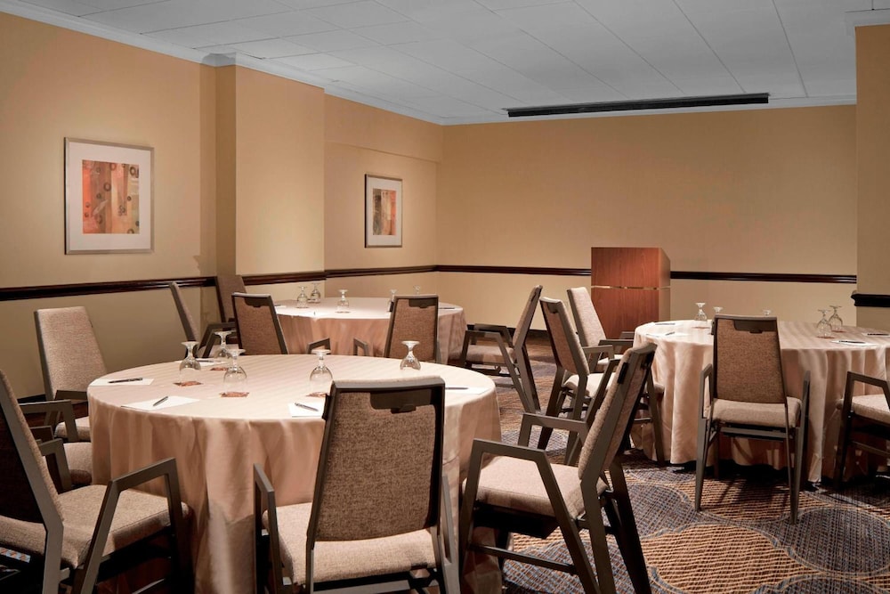The Stamford Hotel - photo 30
