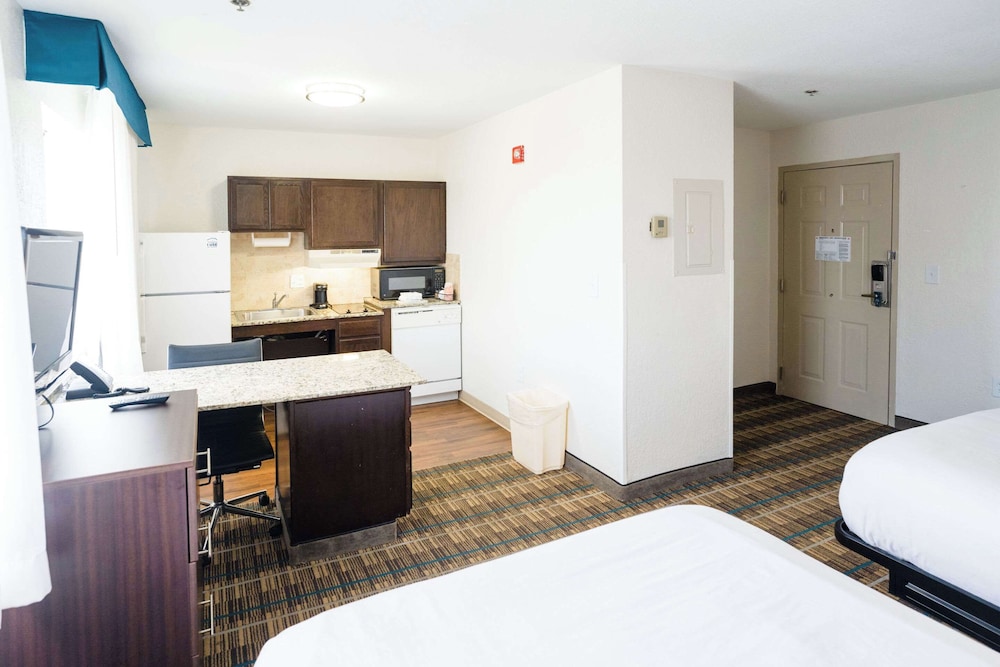 Mainstay Suites Knoxville Airport - photo 18