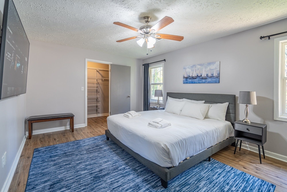Save Midweek 3br Near Lake Acworth And Downtown — Acworth