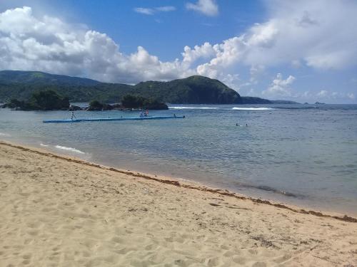 JoSurfInn Puraran Beach — hotel in Baras