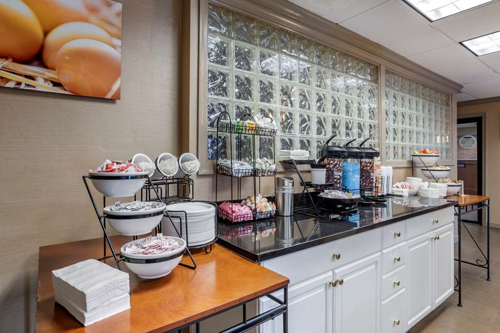 Comfort Inn Towson Baltimore North - photo 27