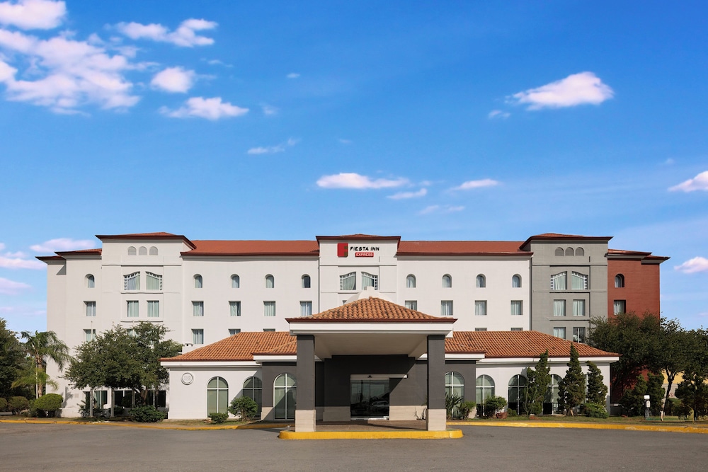 Fiesta Inn Express Nuevo Laredo — hotel in Nuevo Laredo