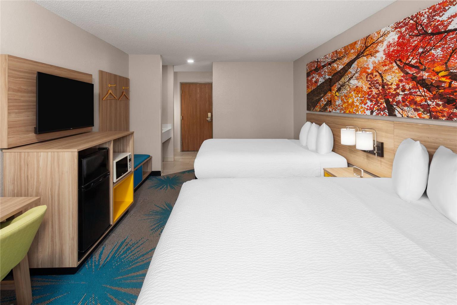 Days Inn by Wyndham Eagle River - photo 13