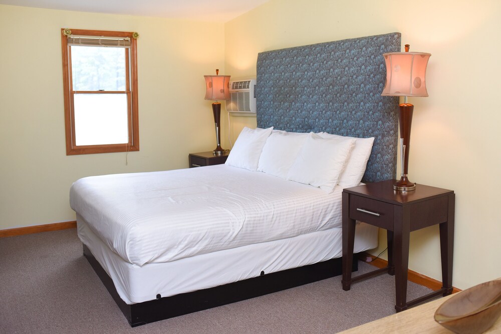 Chestnut Grove Resort - photo 7