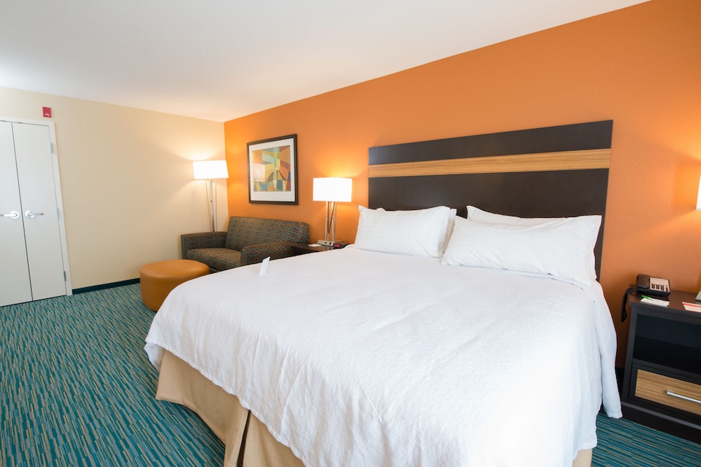Holiday Inn Bismarck by IHG - photo 10