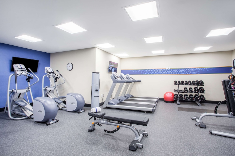Hampton Inn Rochester Penfield - photo 32