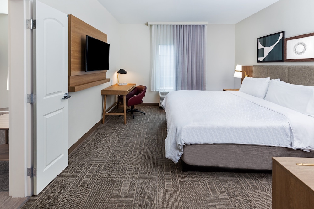Staybridge Suites Portland by IHG - photo 11