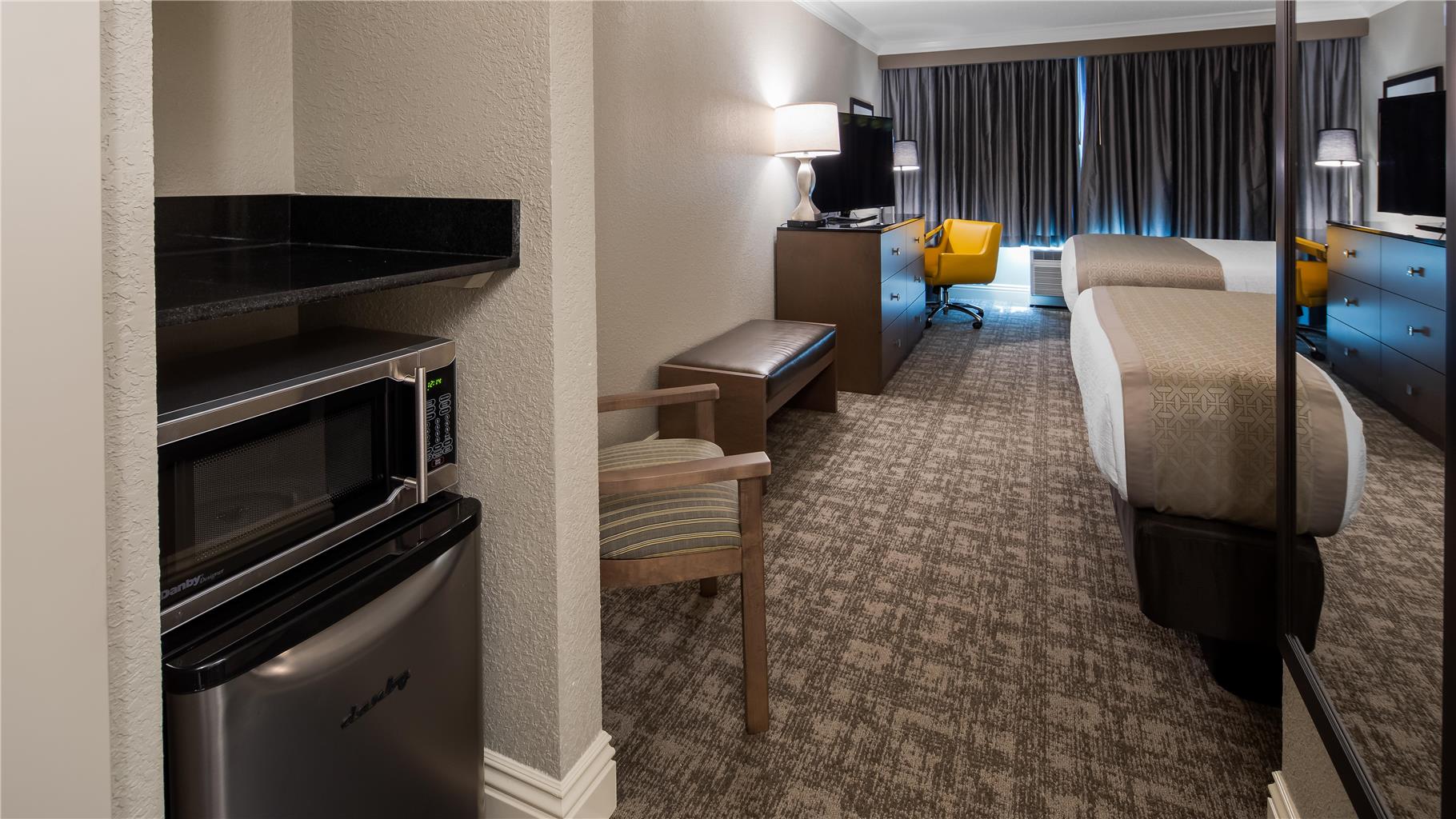 Cottonwood Airport & Expo Hotel Louisville - photo 6