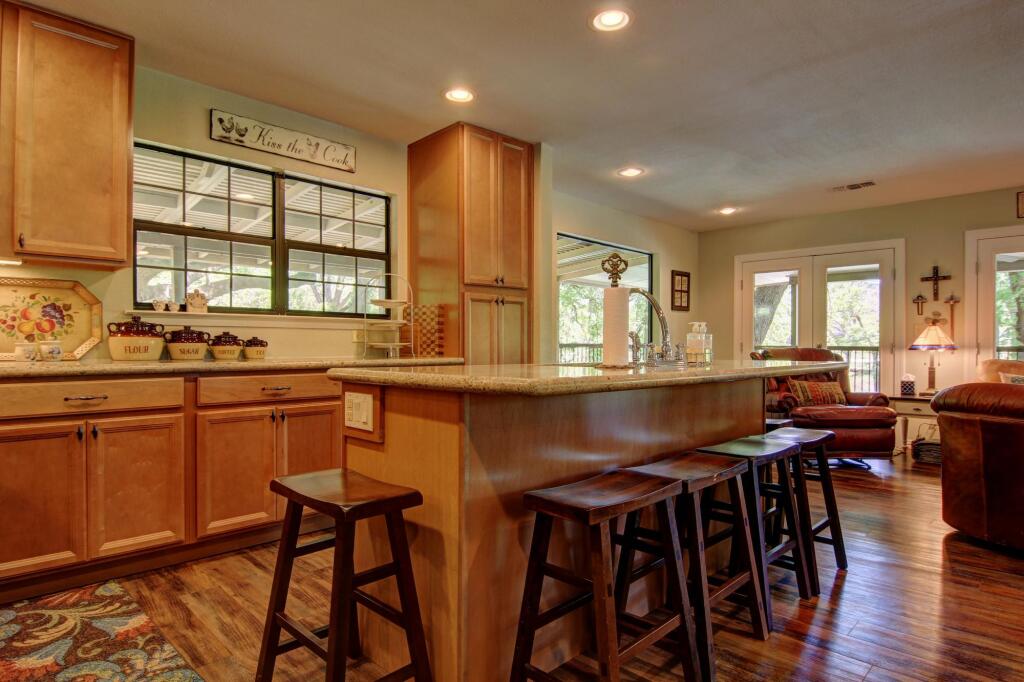 Leaning Oak Prd 923 - photo 15