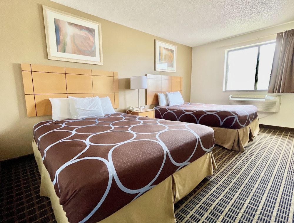 Econo Lodge Quincy - photo 11