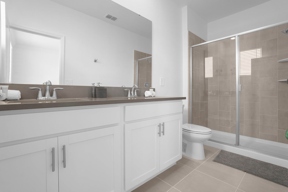 Upstay NEW Build at Championsgate With Pool Spa - photo 33