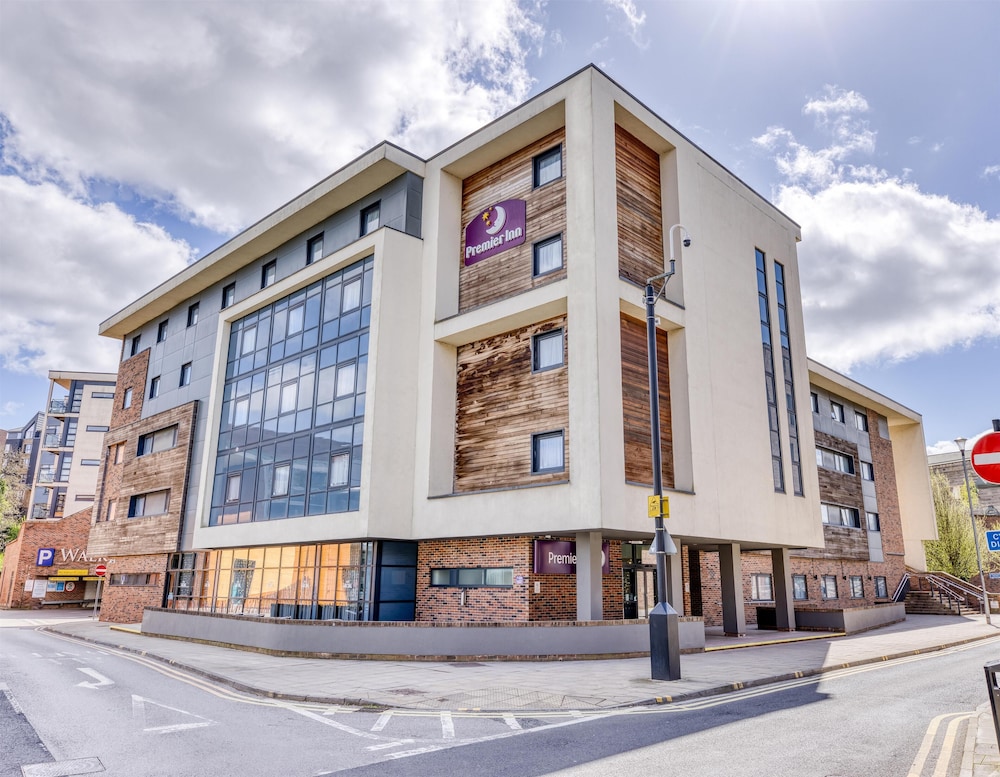 Premier Inn Durham City Centre - carbon neutral hotel in Durham