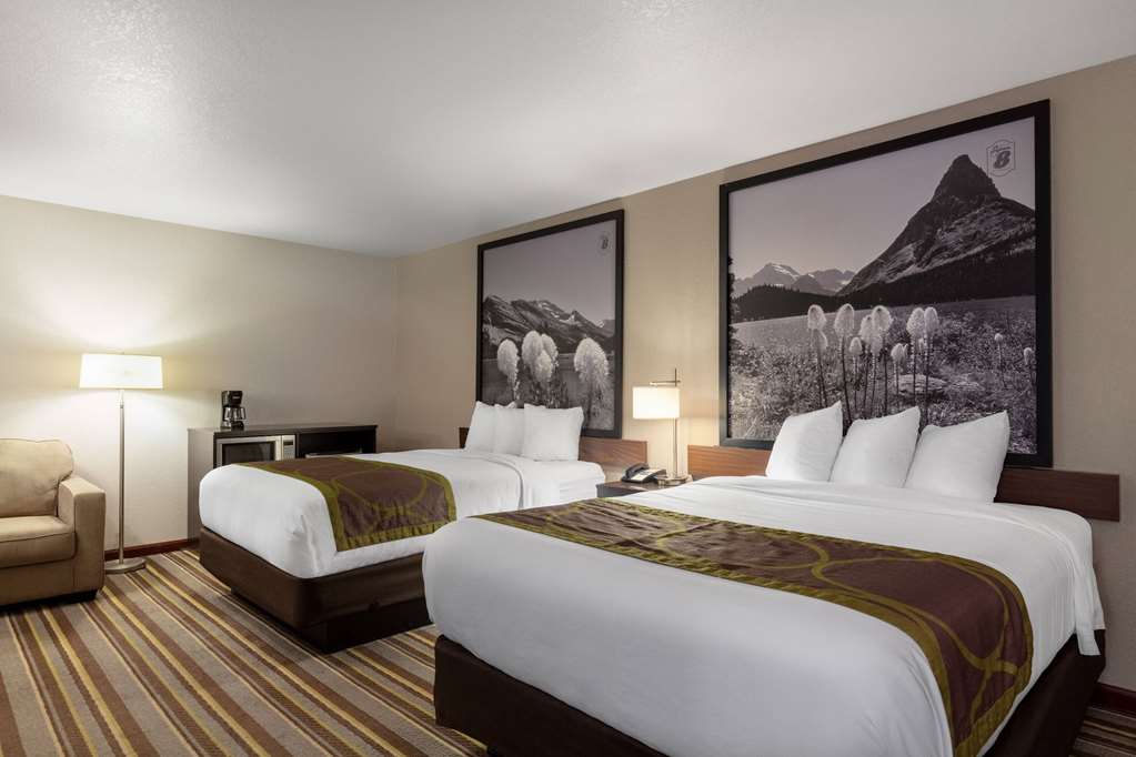 Super 8 by Wyndham St. Regis - photo 38