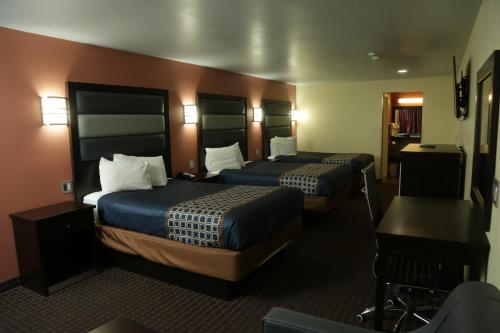 Theroff's Motel - photo 18