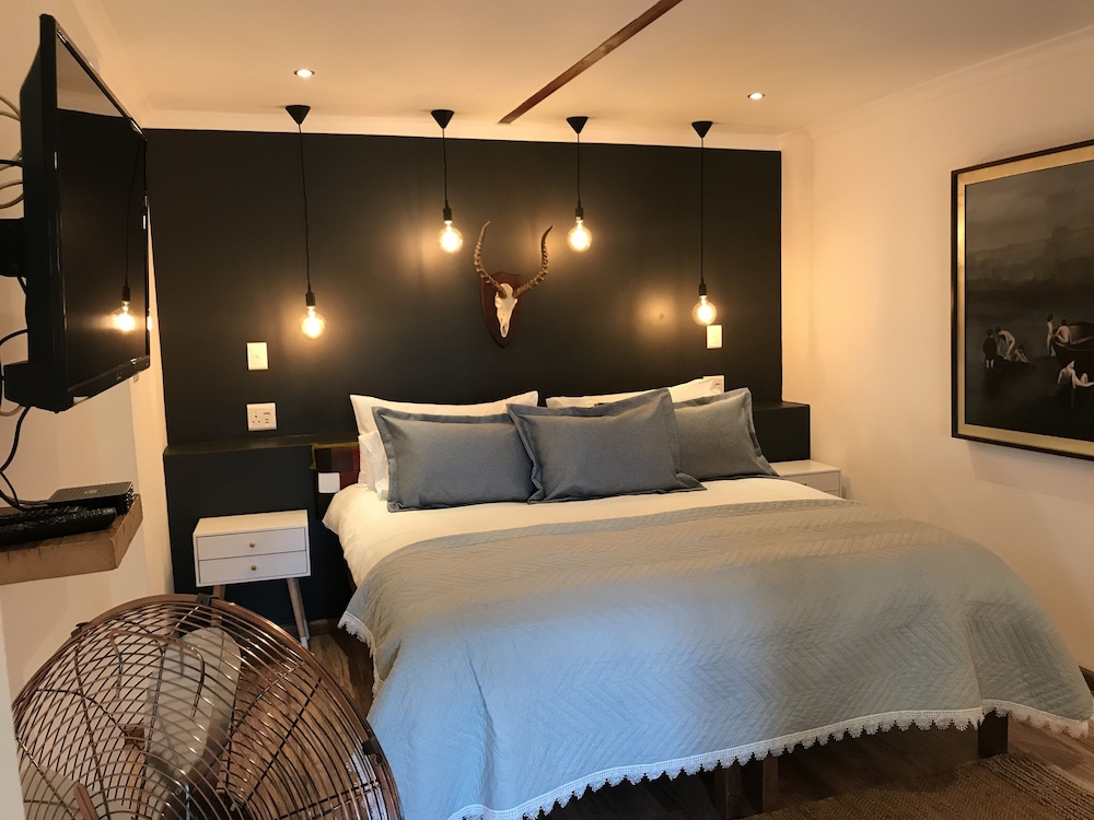 Sweetest Apartments — 4-Star Luxury Hotel in Cape Town, South Africa