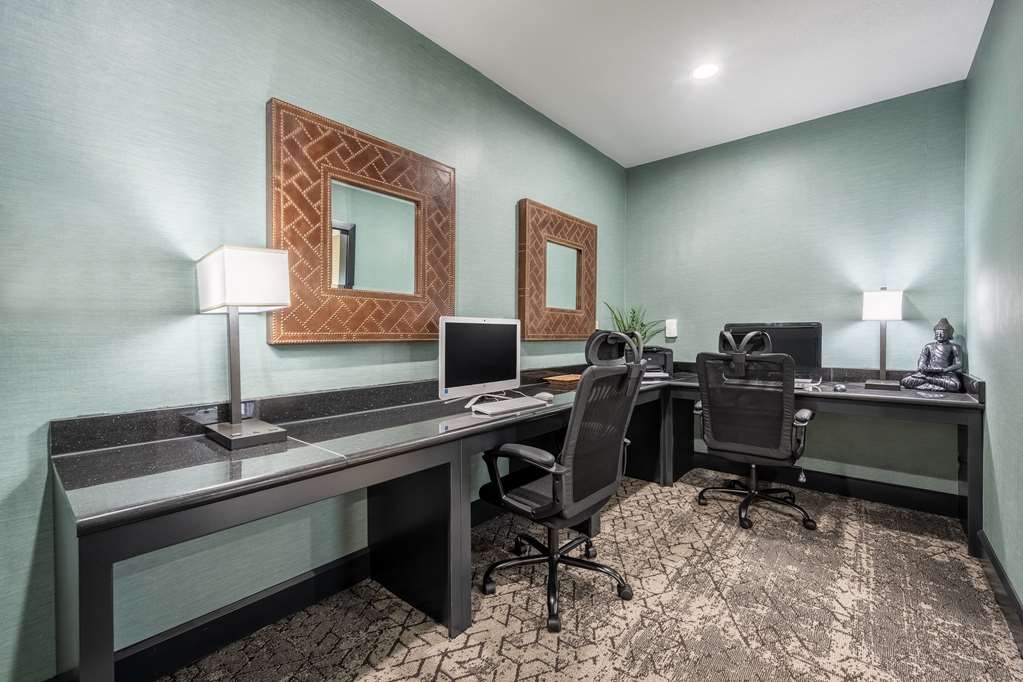 Best Western Huntsville Inn & Suites - photo 21
